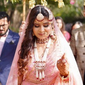 Meet your Posher, Anuja